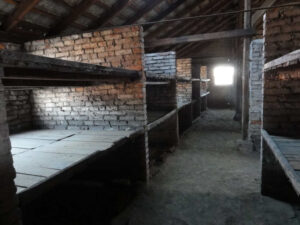 Auschwitz-Birkenau Häftlingsbaracke Innen
