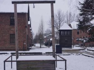 Auschwitz-Birkenau Galgen im Stammlager